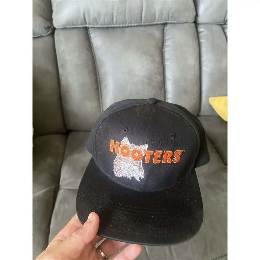 Hooters Snapback Baseball Cap Men's Adjustable Black. Ripple Junction/Spencer’s